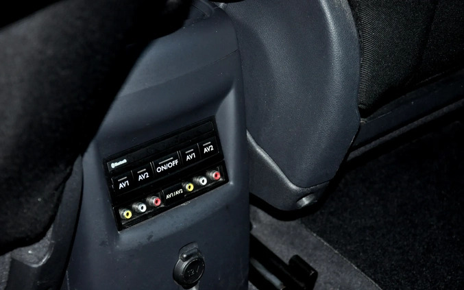 Peugeot 5008 cena 27999 przebieg: 209874, rok produkcji 2010 z Biskupiec małe 704
